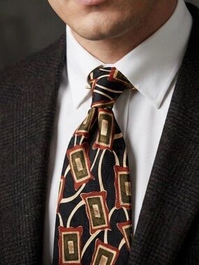 🆕 Burberry London Silk Tie